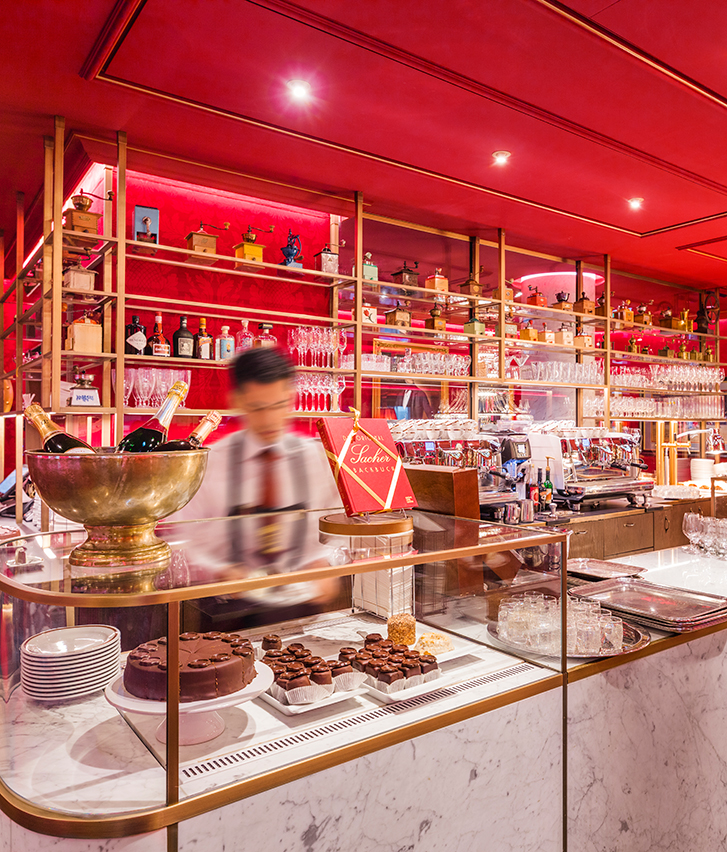 Sacher Café Bel Étage, BWM, Bernard